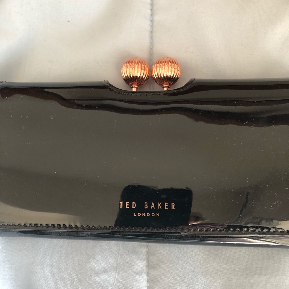 TED BAKER Bobble Matinee Black Patent Wallet